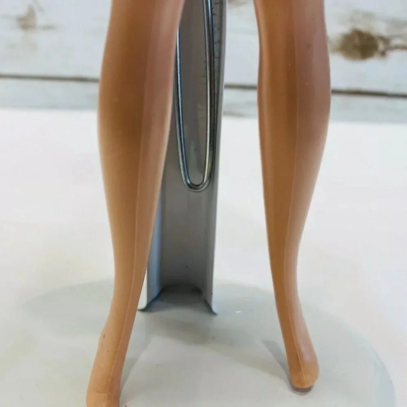 MATTEL BARBIE Disney Doll Blond Hair Blue Eyes Layered Dress 12" - Picture 8 of 10